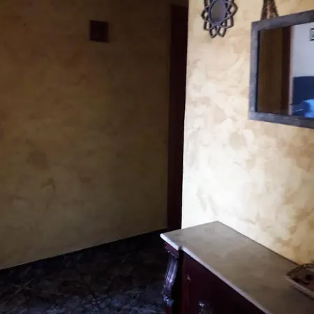 Amplio Piso En Apartamento
